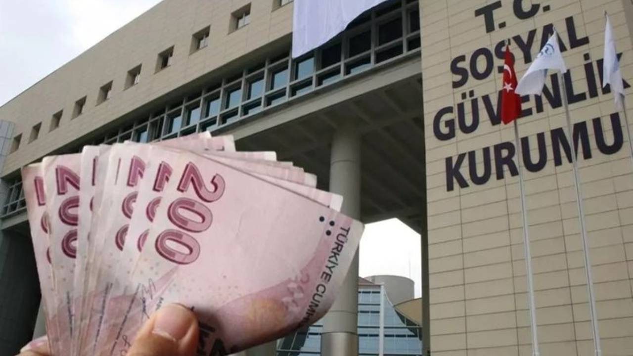 2025 Yılında Emekli Olacaklar Dikkat! SGK Kritik Detayı Açıkladı: Yüzde 30 Daha Düşük Maaş Alabilirsiniz