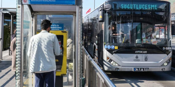 30 Yaş Üstü Öğrencilere Müjde: O İndirim Hakkı Geri Geldi