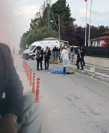 Adliye Önünde Kanlı Pusu! Cinayet Tanığını Öldürdü