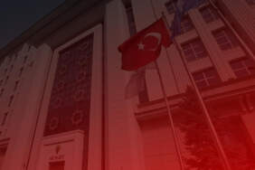 AKP’de İstifa Dalgası Büyüyor: 5 İsim Daha Görevi Bıraktı