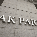 AKP’de İstifa Depremi! 1 İlçe Başkanı Daha Ayrıldı
