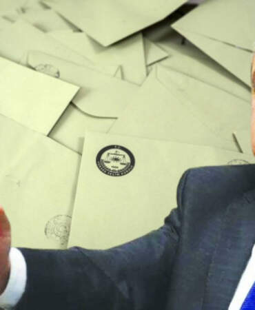 AKP’li Tayyar’dan Partisine Uyarı: ‘2017’deki Mühürsüz Oy Kararı Kaldırılırsa Ne Olur?’