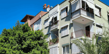 Antalya’da Akılalmaz Olay! Ölen Babasıyla 3 Gün Aynı Evde Kaldı, Gerçeği Ablasının İhbarı Ortaya Çıkardı