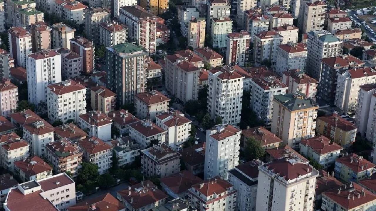 Apartmanda Oturanlar Yandı! Aidat Fiyatları 3 Yılda Tam Yüzde 455 Arttı! Asgari Ücreti Solladı