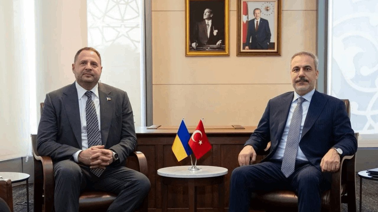 Bakan Fidan, Ukrayna Devlet Başkanlığı Ofisi Başkanı Yermak ile Görüştü