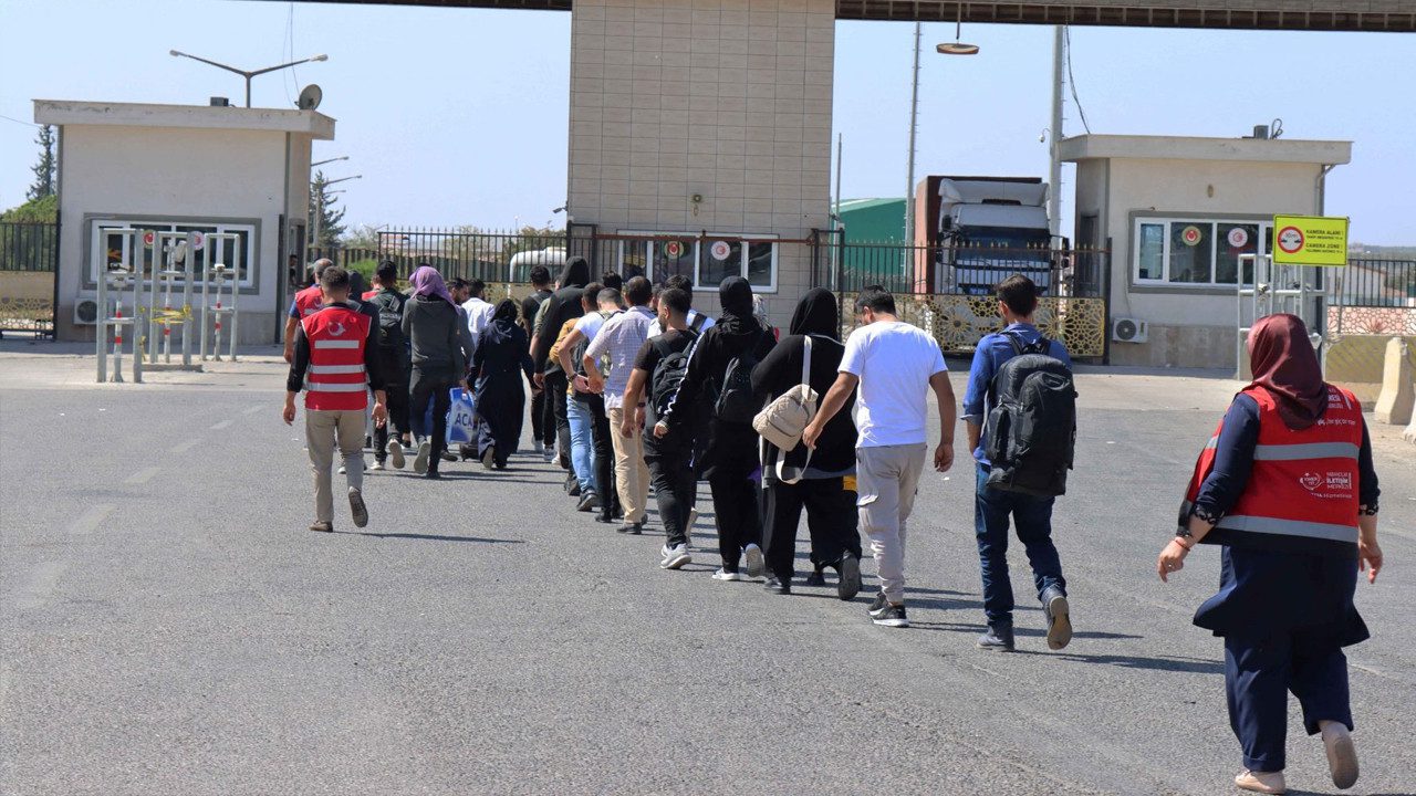 Bakan Yerlikaya Açıkladı: Kaç Suriyeli Ülkesine Döndü?