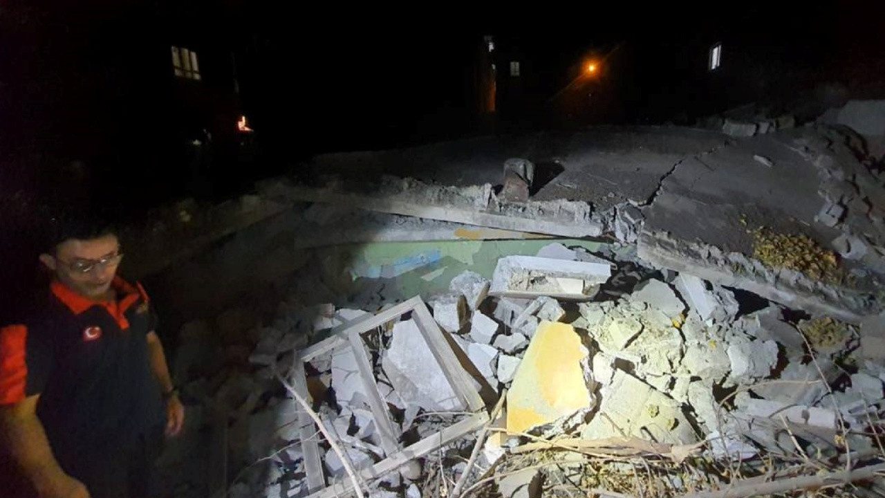 Batman’da Çöken Bina Mahalleliyi Sokağa Döktü!