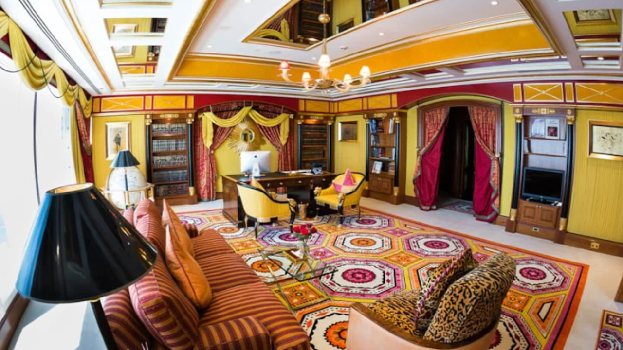 Bir Gecesi Servet Değerinde! Dünyanın Tek 7 Yıldızlı Oteli Ama…