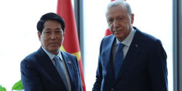 Cumhurbaşkanı Erdoğan Vietnam Devlet Başkanı ile Bir Araya Geldi