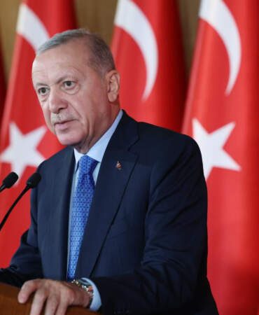 Cumhurbaşkanı Erdoğan’dan Çin Dönüşü Kritik Mesajlar: Suriye, ‘Süreç’ Komisyonu, Ekonomi…