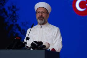 Diyanet’te Devir Teslim! Tartışmalı 8 Yıllık Dönem Bitti… Ali Erbaş’tan ‘Kınayanın Kınamasına Aldırmadan’ Veda