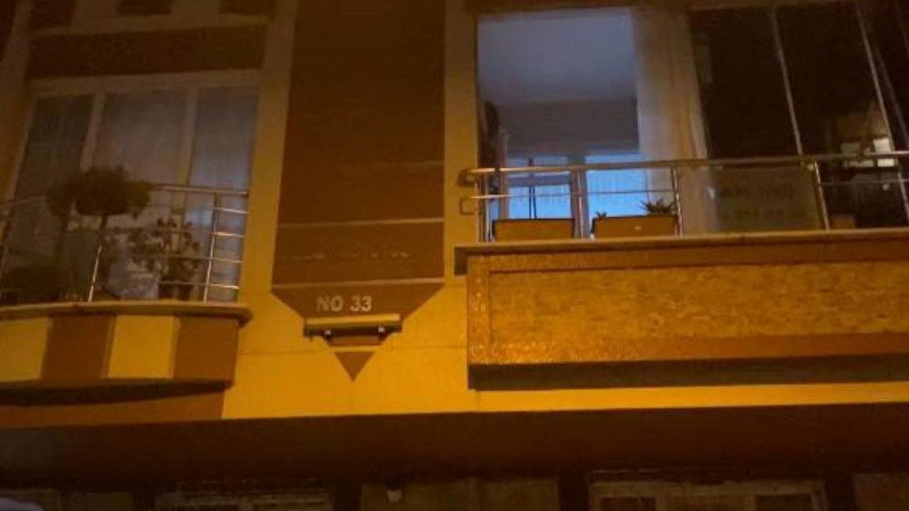 Esenler’de Dehşet… Balkonda Ceset Bulundu!
