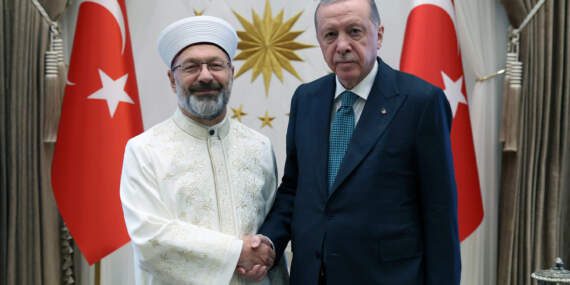 Ali Erbaş’tan Cumhurbaşkanı Erdoğan’a Veda Ziyareti: Tartışmalı 8 Yılın Sonu