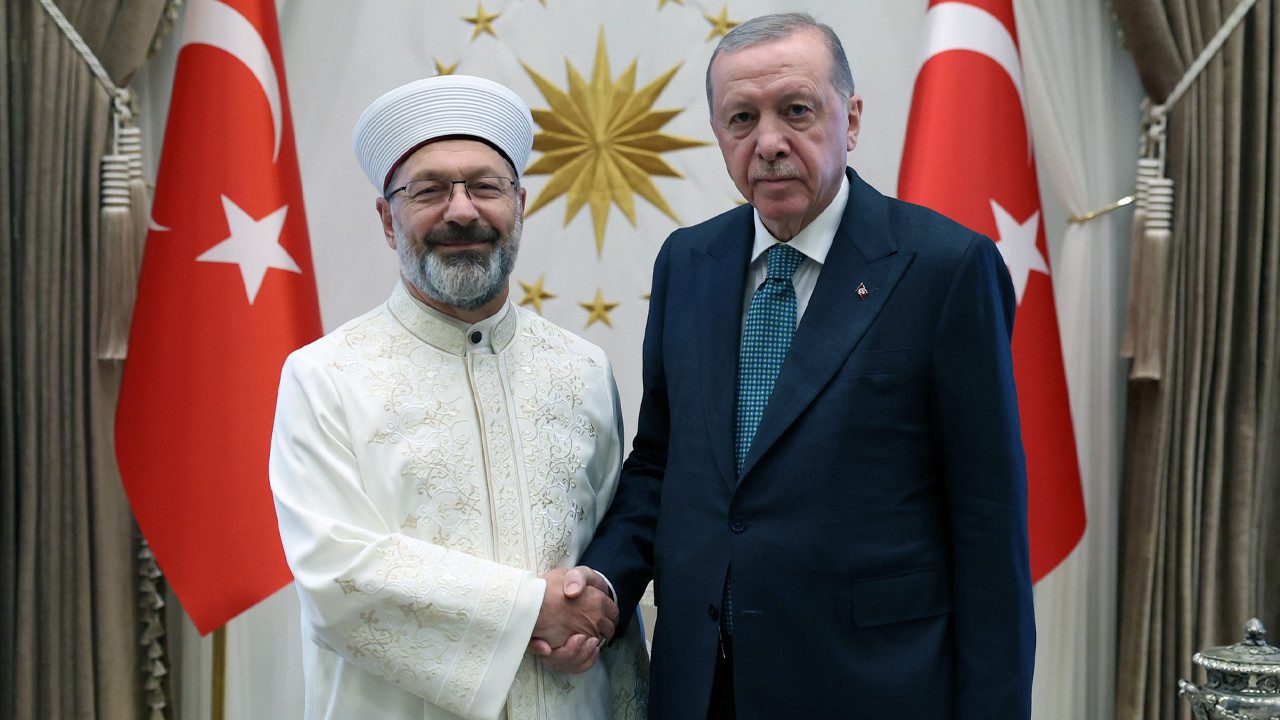 Ali Erbaş’tan Cumhurbaşkanı Erdoğan’a Veda Ziyareti: Tartışmalı 8 Yılın Sonu