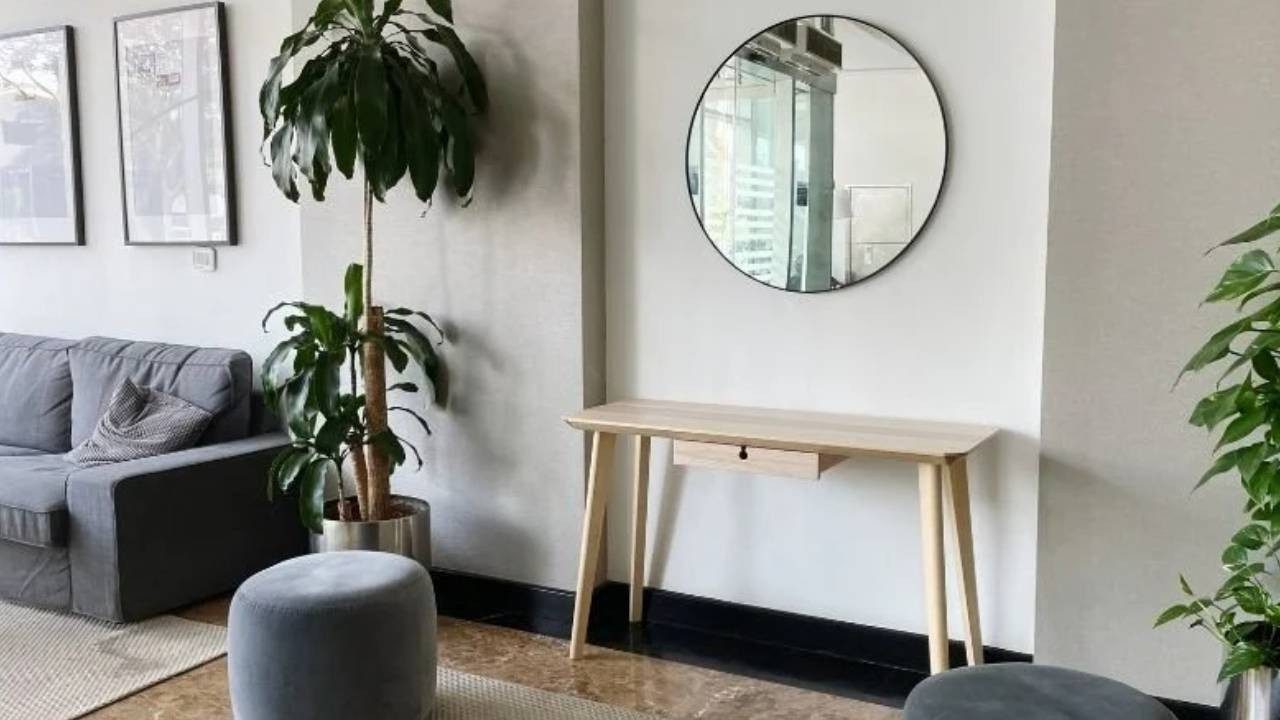 Evin Girişine Ayna Koyanlar Dikkat! Bu Hata Büyük Sorunlara Yol Açıyor