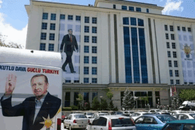 AKP’de İstifa Depremi! Görevden Ayrılan Belediye Başkanı Sayısı 7’ye Çıktı