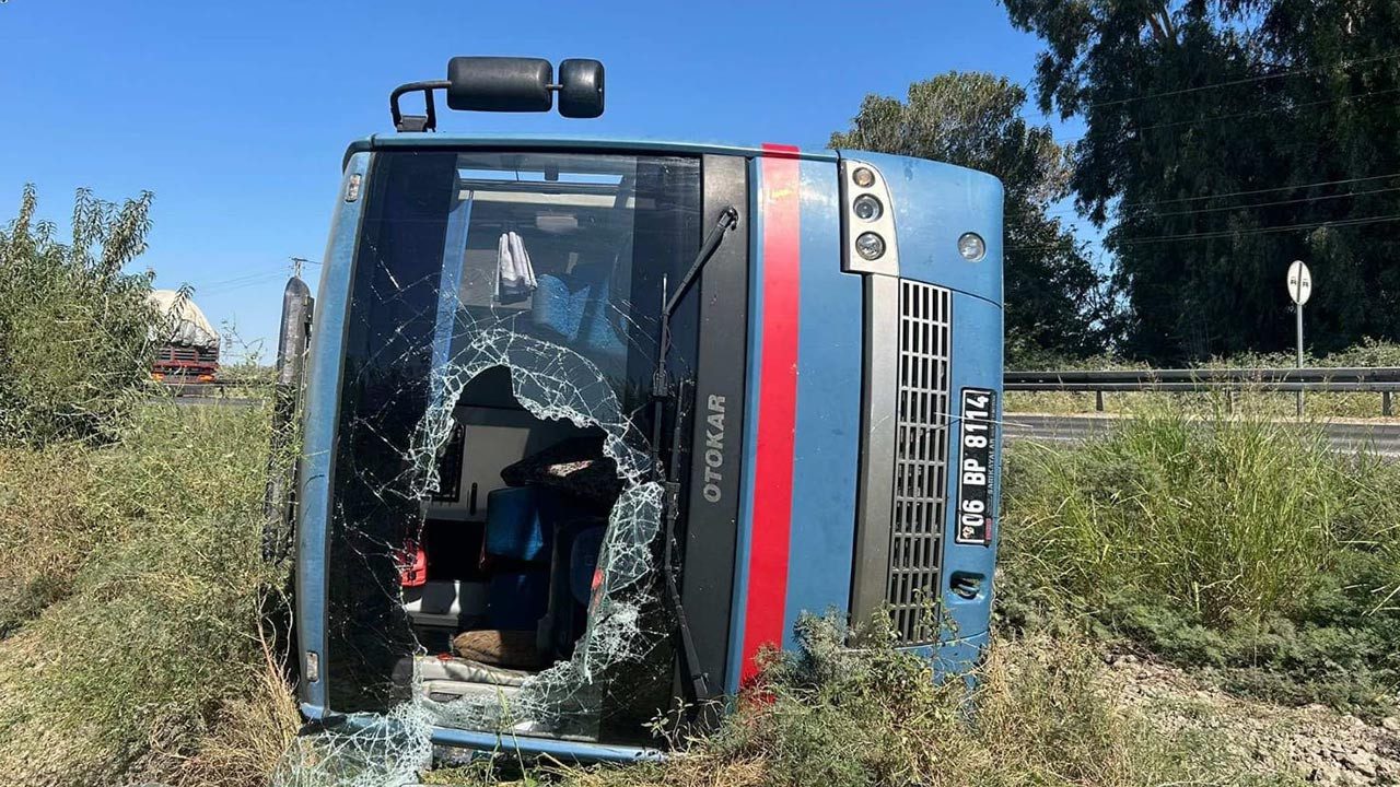 Hükümlüleri Taşıyan Cezaevi Aracı Devrildi! Yaralılar Var