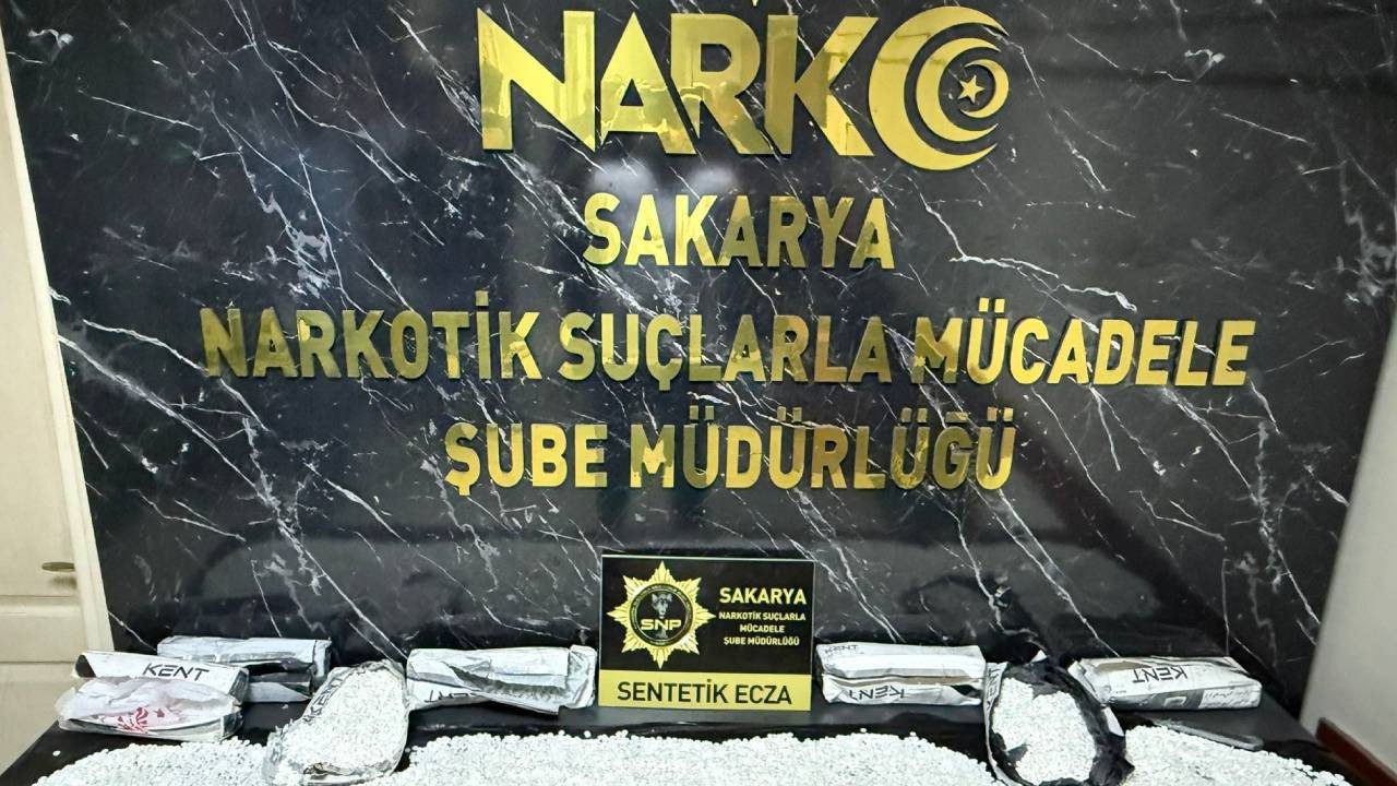 İran Uyruklu Şahsın Uyuşturucu Sevkiyatı Engellendi: 50 Bin Hap Ele Geçirildi