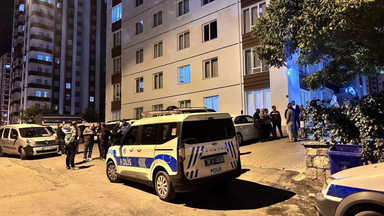 Kayseri’de Dehşet! 12 Yaşındaki Çocuk, Babasını Bıçakladı