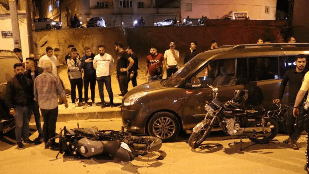 Kilis’te Motosikletler Çarpıştı, 3 Yaralı