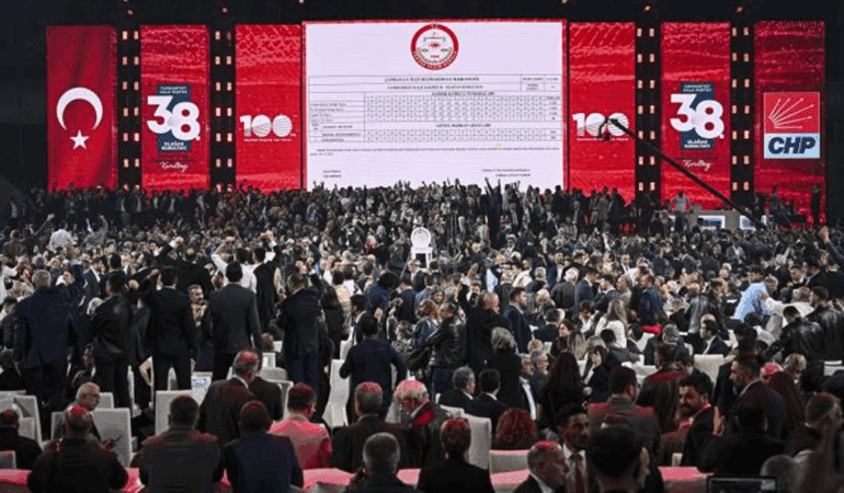 Kongre İptali Sonrası CHP’de ‘Altıda Bir’ Depremi! Kritik Karar Kurultay Sürecini de Etkiler mi?