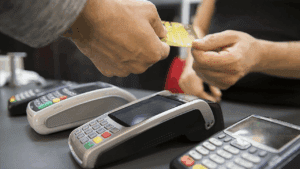 Kredi Kartı Faiz Oranları Düştü: İşte Yeni Aylık Faiz ve Gecikme Faizi Oranları