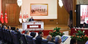 Meclis’te Sıcak Anlar: DEM Parti 11. Kez Toplanan Komisyonu Terk Etti