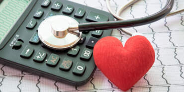 Özel Sağlık Sigortası Yaptıracaklar Dikkat! Köklü Değişiklikler Yolda: Ömür Boyu Garanti Dönemi Başlıyor