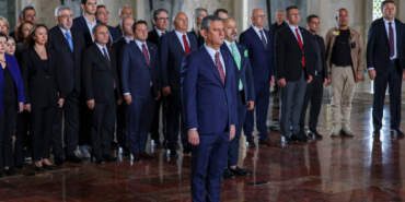 Özgür Özel’den Anıtkabir’e Ziyaret