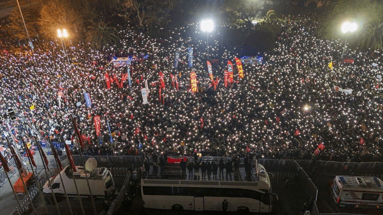 Saraçhane Mitinginde Tutuklanan 13 Öğrenci İçin Tahliye Talebi