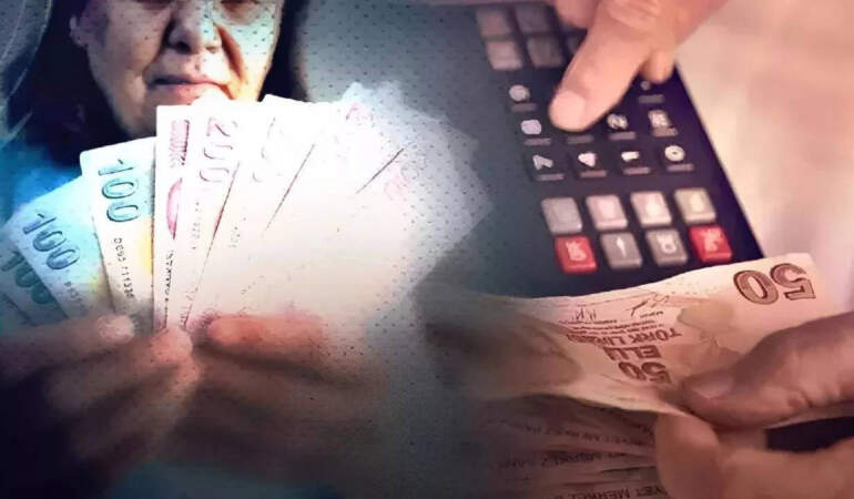 SGK Uzmanı ‘Mümkün Değil’ Diyerek Açıkladı! Ocak’ta Memur ve Emekli Maaşı İçin Net Rakamı Verdi: 2026 Yılında En Düşük Emekli Maaşı ne Kadar Olacak?