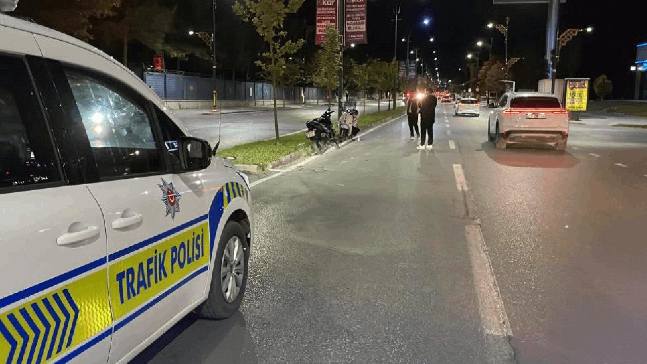 Sivas’ta Motosikletler Çarpıştı, 2 Yaralı