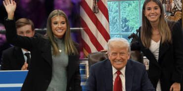 Trump’ın 18 Yaşındaki Torunu Şirket Kurdu! Paraya Para Demeyecek