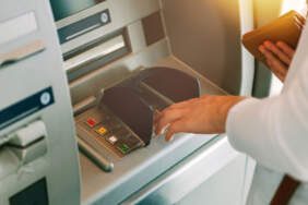 Ünlü Banka Tüm ATM ve Gişe İşlemlerini Kapattı, İşlemler Durduruldu!