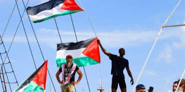 Vicdanın Rotası Gazze: Sumud Filosu Fırtınaya Rağmen Durmadı… Aktivistler Direnişte