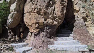 Yaz Kış Herkes Bu Mağaraya Akın Ediyor! Öyle Bir Özelliği Var ki Duyan Şaşırıyor