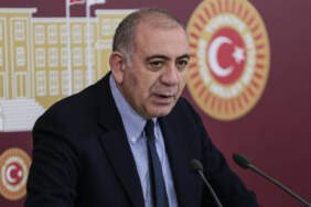 Zehir Zemberek Sözlerle İstifa Etmişti! CHP İstanbul’a Kayyım Olarak Atanan Gürsel Tekin Kimdir? CHP İçin Ne Demişti?