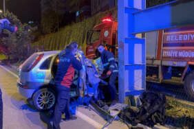 Zonguldak’ta Katliam Gibi Kaza! Otomobil Hurdaya Döndü, 2 Ölü