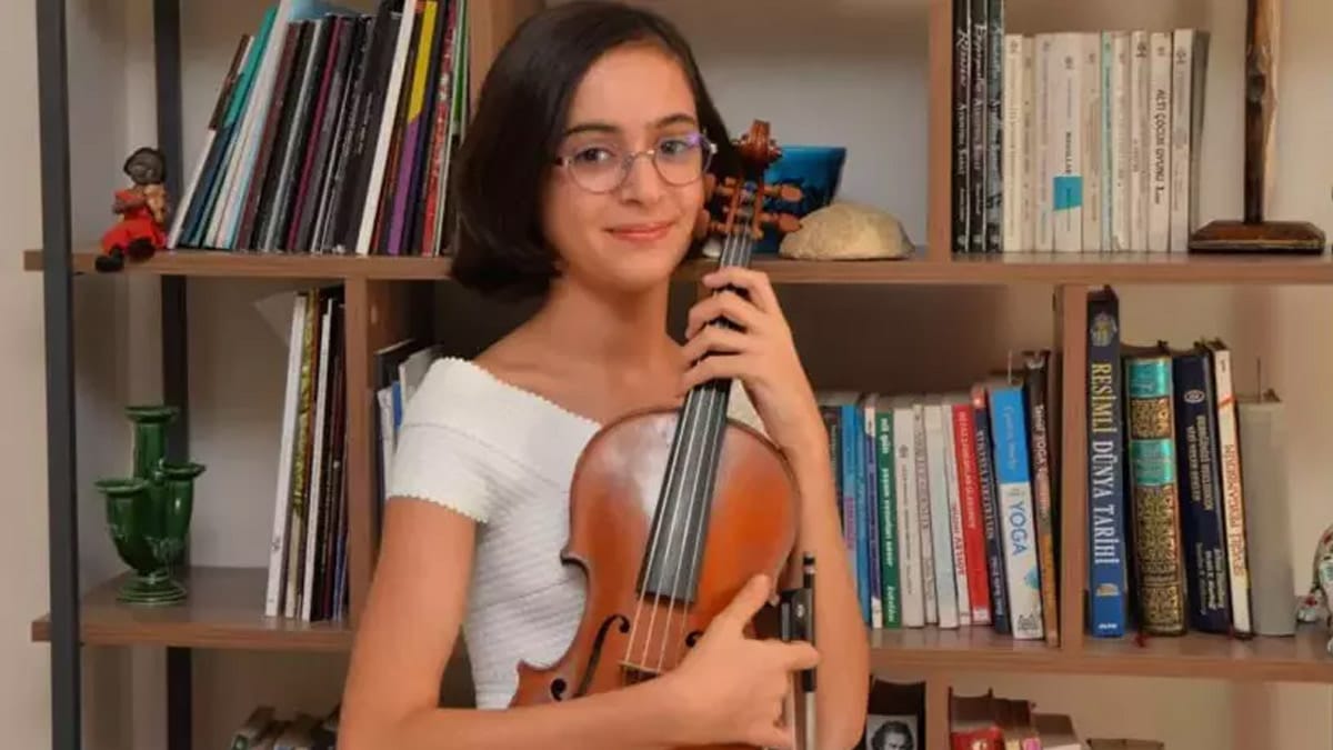 Arkadaşıyla yolun karşısına geçmeye çalışıyordu…18 yaşındaki Laçin’i hayattan koparan sürücüye 4,5 yıl hapis