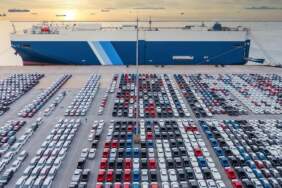 BYD gemi filosu kaç araç taşıyacak? BYD 2025’te kaç araç satmayı hedefliyor? BYD dünyaya yılda kaç araç satıyor?