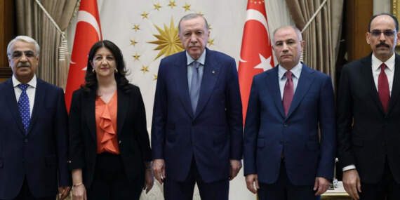 Cumhurbaşkanı Erdoğan ile İmralı Heyeti’nin Görüşme Saati Değişti
