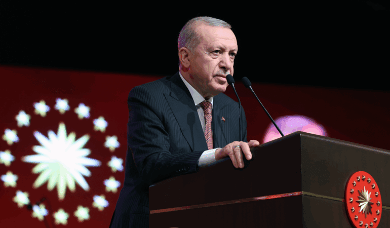 Cumhurbaşkanı Erdoğan’dan ‘Güvenli Türkiye’ Mesajı! ‘Bu Hassas Süreci Suhuletle Yöneteceğiz’