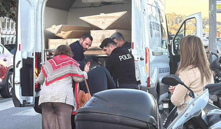 FSM Köprüsü’nde Acı Olay! Aracından İnip Boğaza Atladı
