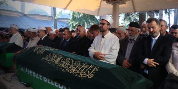Gebze’de Çöken Binada Hayatını Kaybeden Bilir Ailesi Son Yolcuklarına Uğurlandı