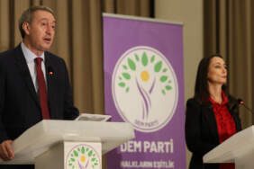 Terör Örgütü PKK’nın Türkiye’den Tamamen Çekilme Kararı Sonrası DEM Parti’den İlk Açıklama