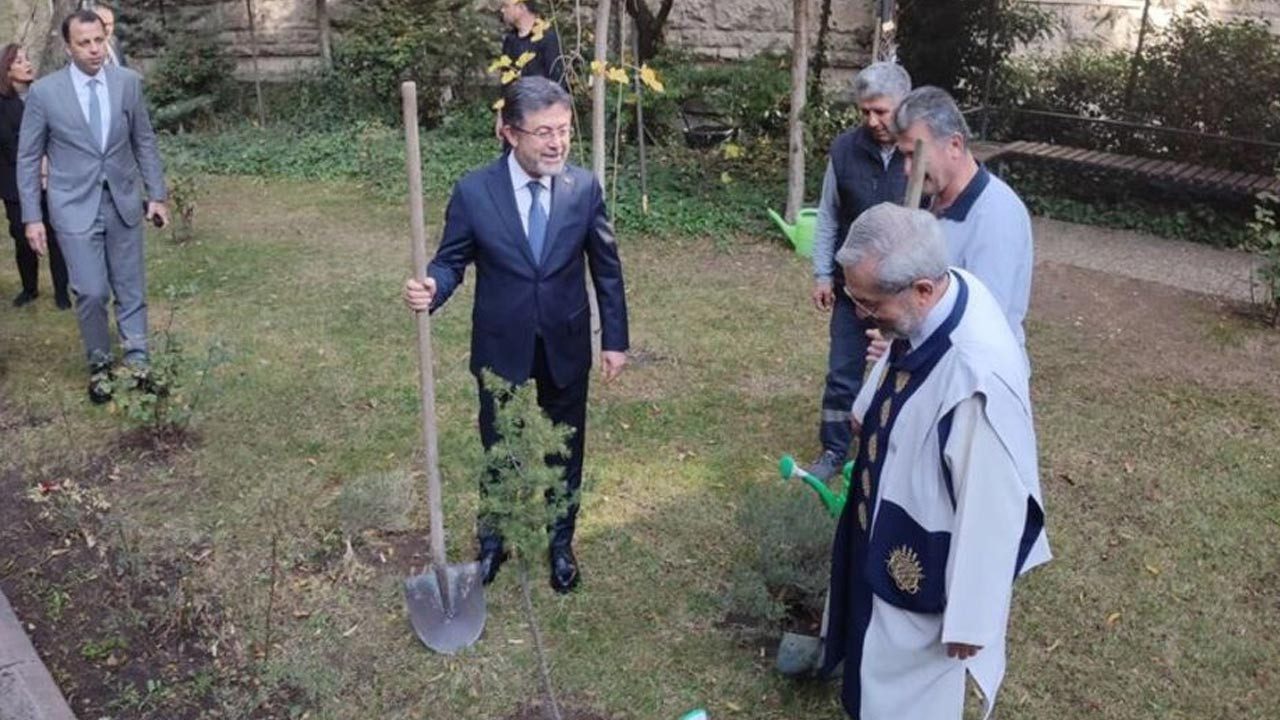 11 Kasım’da Tarihi Rekor: 14,9 Milyon Fidan Toprakla Buluştu