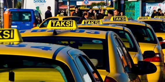 İBB’nin taksi ihalesinde rekor: İstanbul’da taksi plakası fiyatı 5 milyon TL’ye çıktı