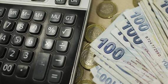Geçim mücadelesi derinleşiyor: Asgari ücretin enflasyon karşısındaki kaybı 5 bin 621 TL oldu