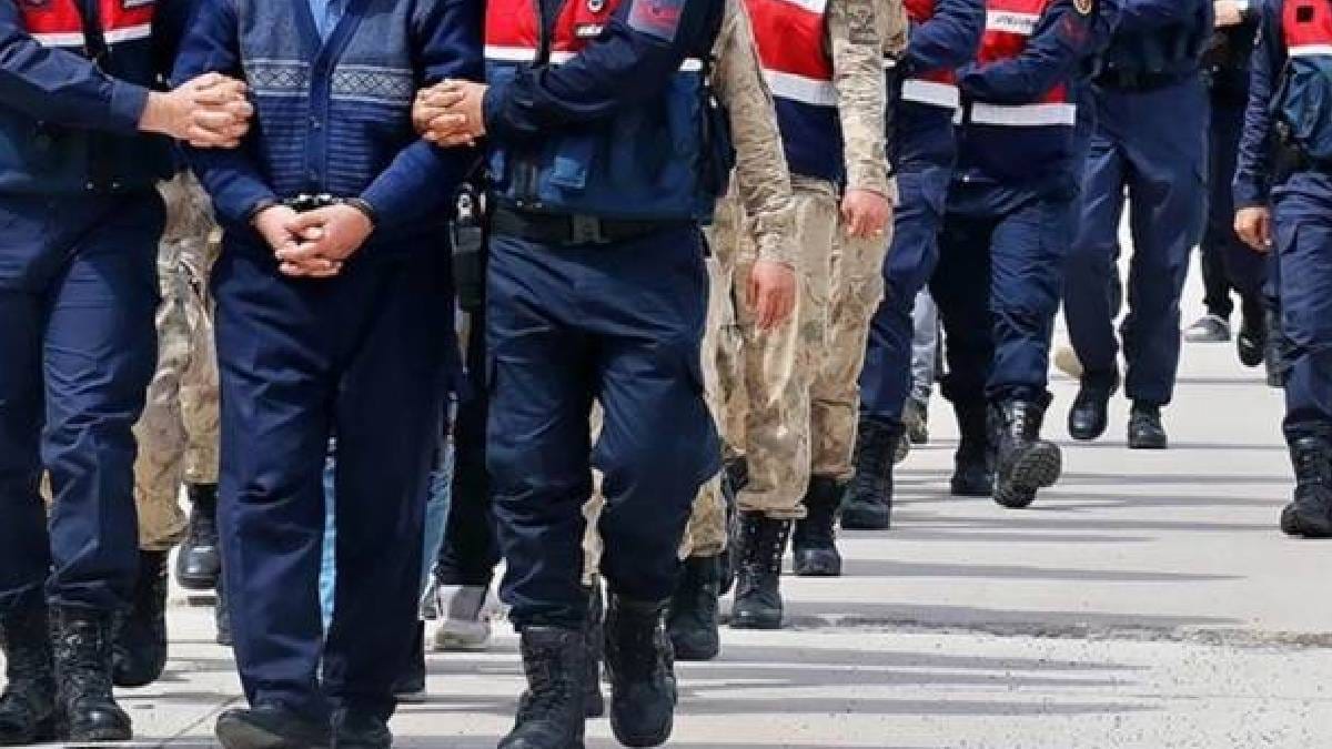 31 ilde FETÖ operasyonu: 50 şüpheli tutuklandı