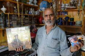 Müzikte nostalji rüzgarı yeniden esiyor! Plaklar tekrar altın çağını yaşıyor, satışlar tavan yaptı